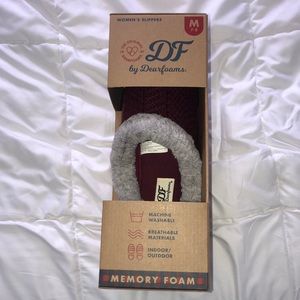 Dearfoams Women’s Slippers